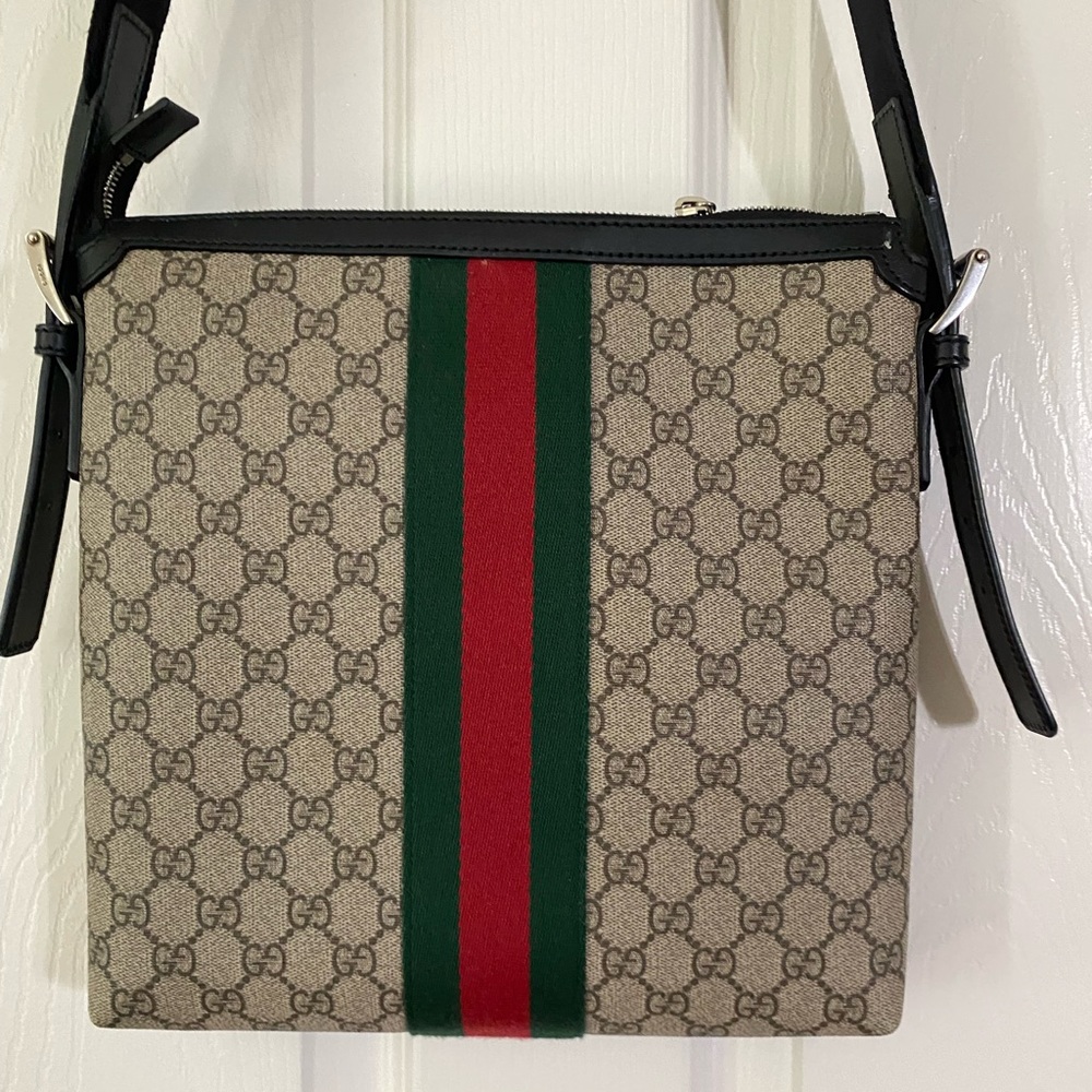 Authentic Gucci Messenger Bag